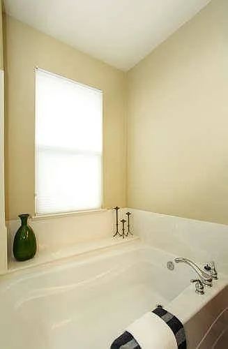 7223 Shannon Park Ct — Photo 13