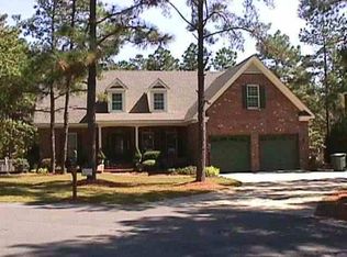 2 Pine Ct, Pinehurst, NC 28374