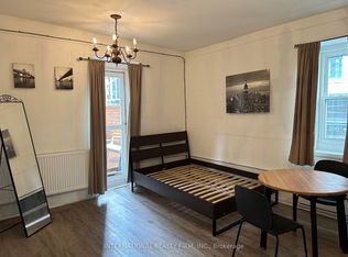 201 Dundas St E Unit 1, Toronto, ON M5A 1Z4