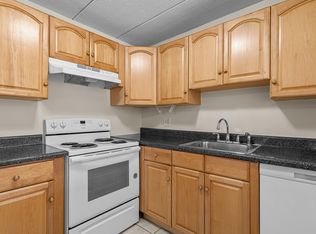 Warden Place, Saugus, MA 01906