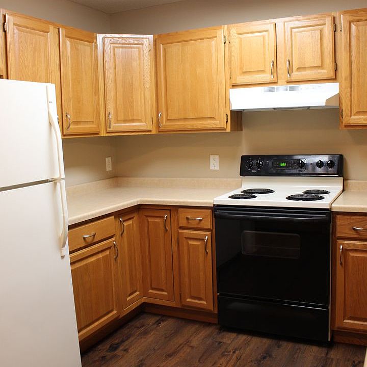 Michael Heights Apartments 420 5th Ave S La Crosse, WI Zillow