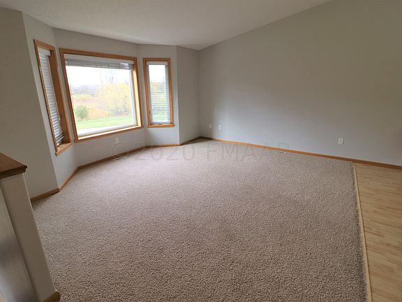 3rd image of 1477 Huron Dr