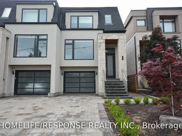 14B Pine Ave N, Mississauga, ON L5H 2P8