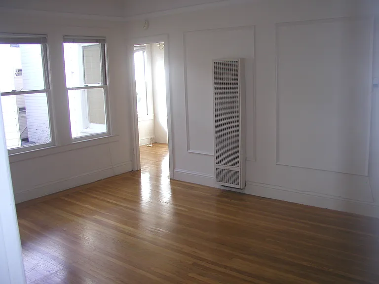 3333 Broderick St #204 — Photo 5