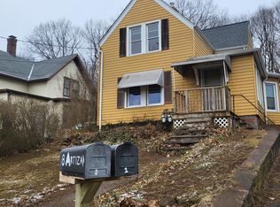 8 Artizan St Floor 2, Meriden, CT 06450