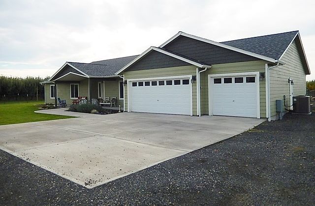 1st image of 52794 Appleton Rd