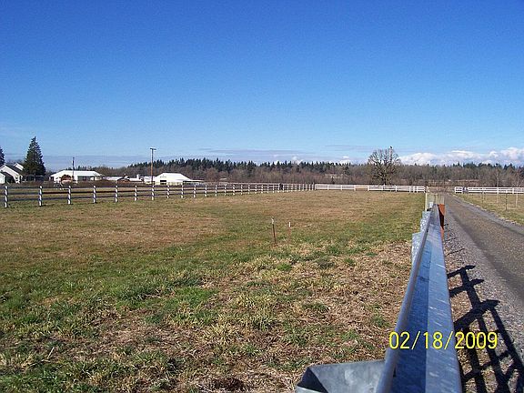 3rd image of 19501 NE 83rd St