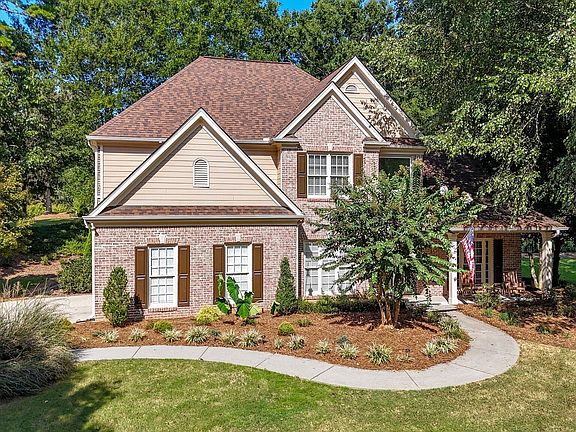 2nd image of 510 Senators Ridge Dr