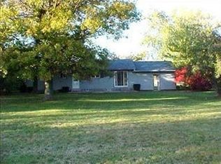 6118 Middle Ridge Rd, Madison, OH 44057