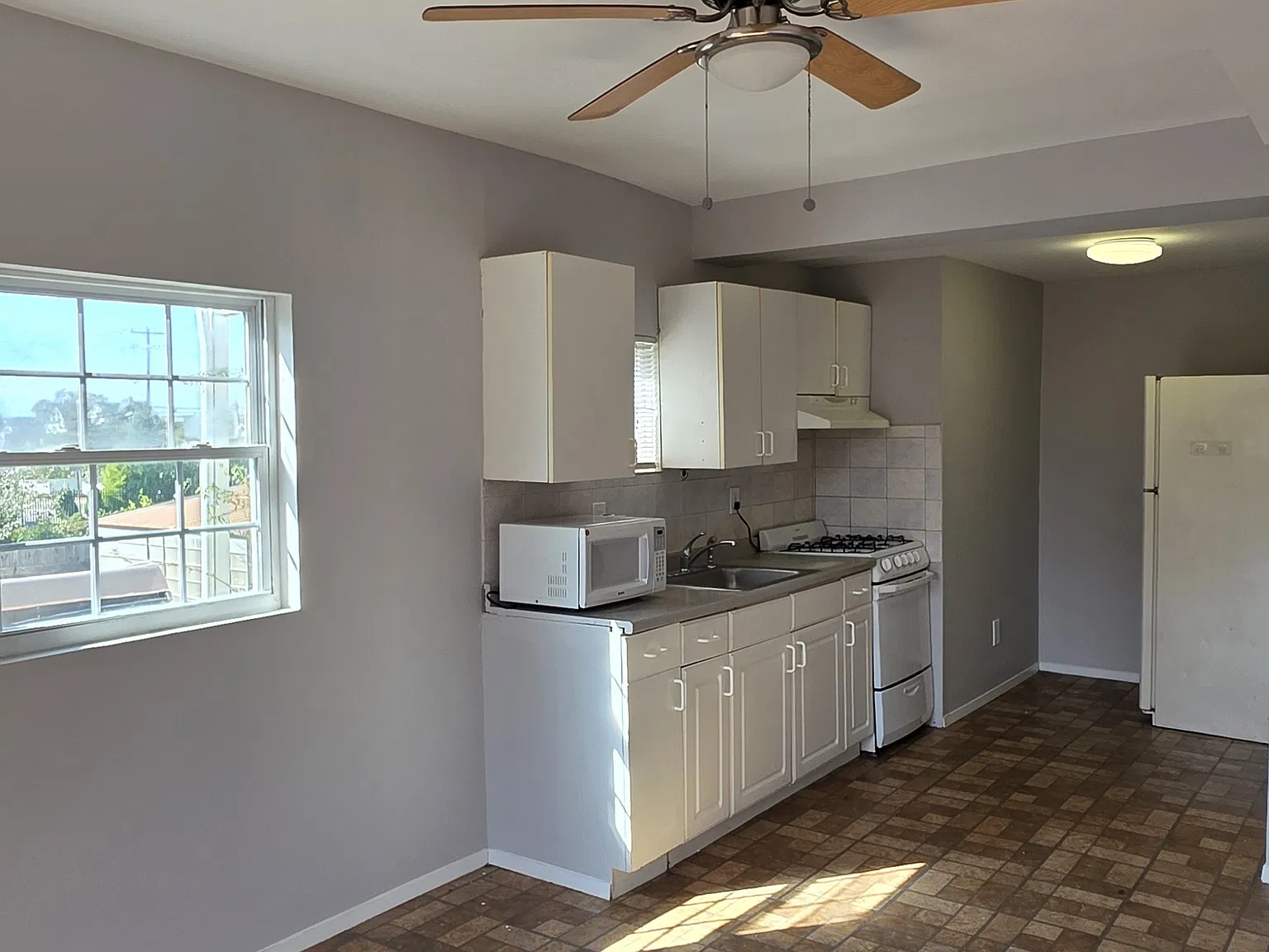 50-58 Bayville Ave — Photo 4