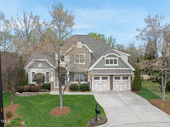 113 Woodland Ridge Ct, Cary, NC 27519