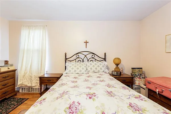 Sold by Ben Bay Realty Co. of Bay Ridge | media 14