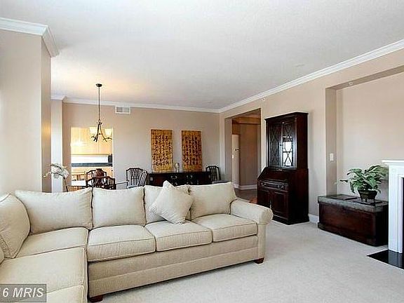4th image of 11776 Stratford House Pl APT 707