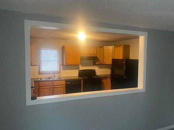 3rd image of 9248 McGee St #9248