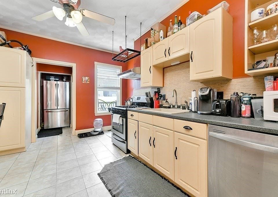 243 Emerson Boston (South Boston) Unit Photo 5