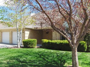 733 Oak Valley Ln, Cheyenne, WY 82009