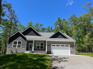 1803 Chinkapin Trl, Monterey, TN 38574