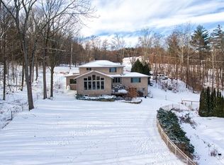 4 Worman Ln, Westport, NY 12993