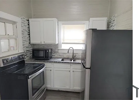1215 Historic Goldsboro Blvd — Photo 32