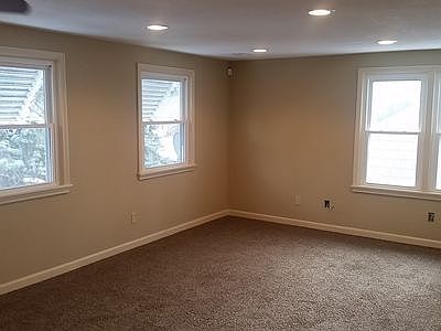 2nd image of 7534 Wyandotte St