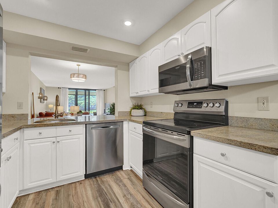 1st image of 1850 Homewood Boulevard #108