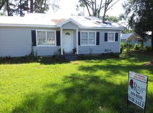 529 Burum St SW, Pelham, GA 31779