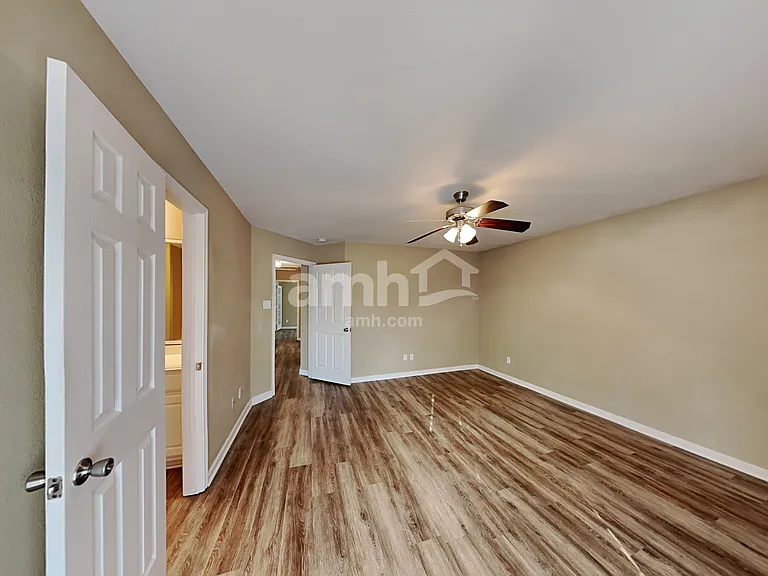 4114 Medina River Ct — Photo 11