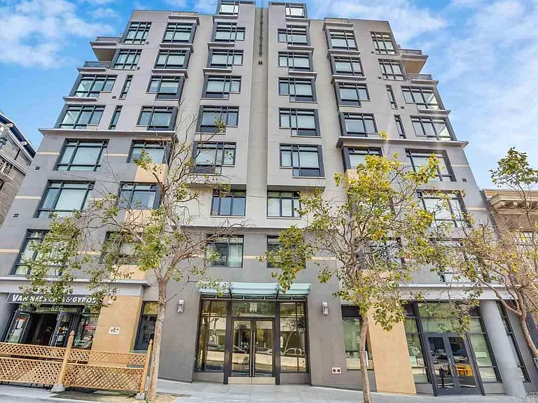 818 Van Ness Ave #804 — Photo 12