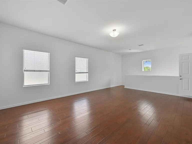 3724 Wroxton Rd — Photo 36