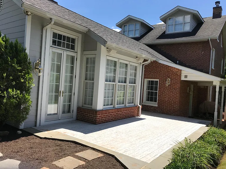 Deck off family room