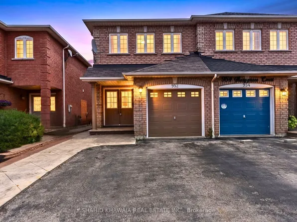 952 Marygrace Ct, Mississauga, ON L5V 2V7