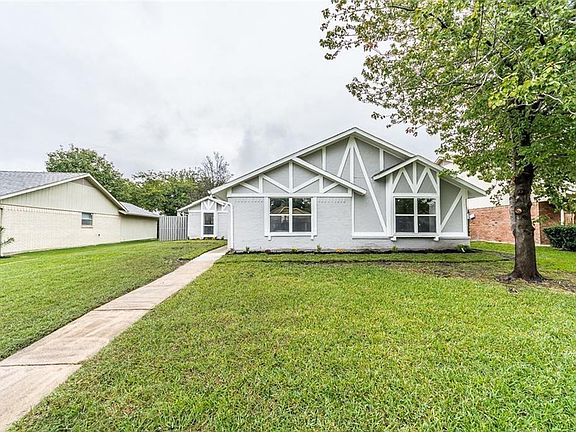 4th image of 520 Granada Dr