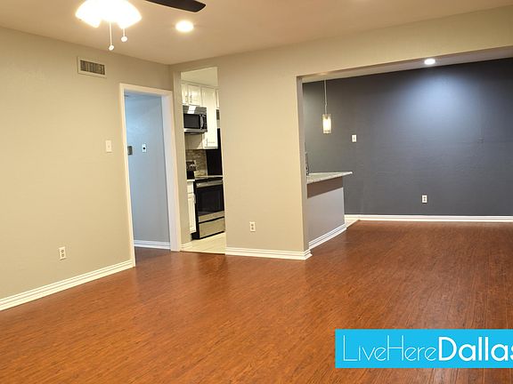 View From Front Door To Livingroom, Kitchen And Dining Area.