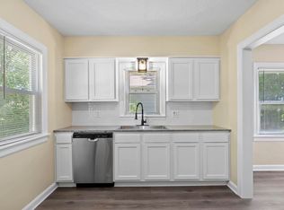 214 W Pettit Ave, Fort Wayne, IN 46807