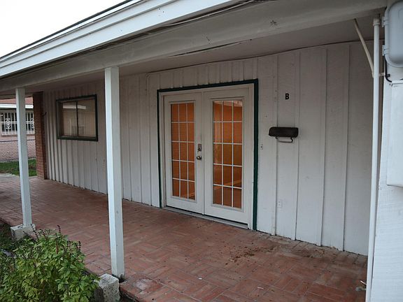 4th image of 818 Walnut Ave #B
