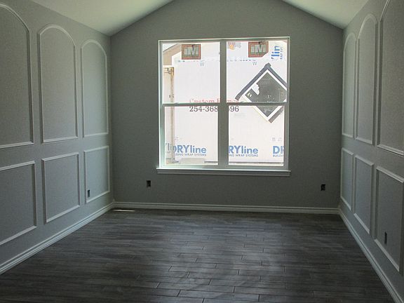 2nd image of 1912 Carriage House
