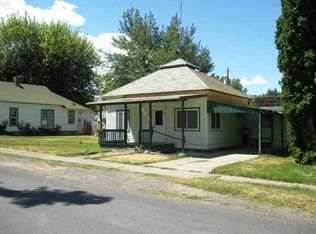 807 Guernsey St, Prosser, WA 99350