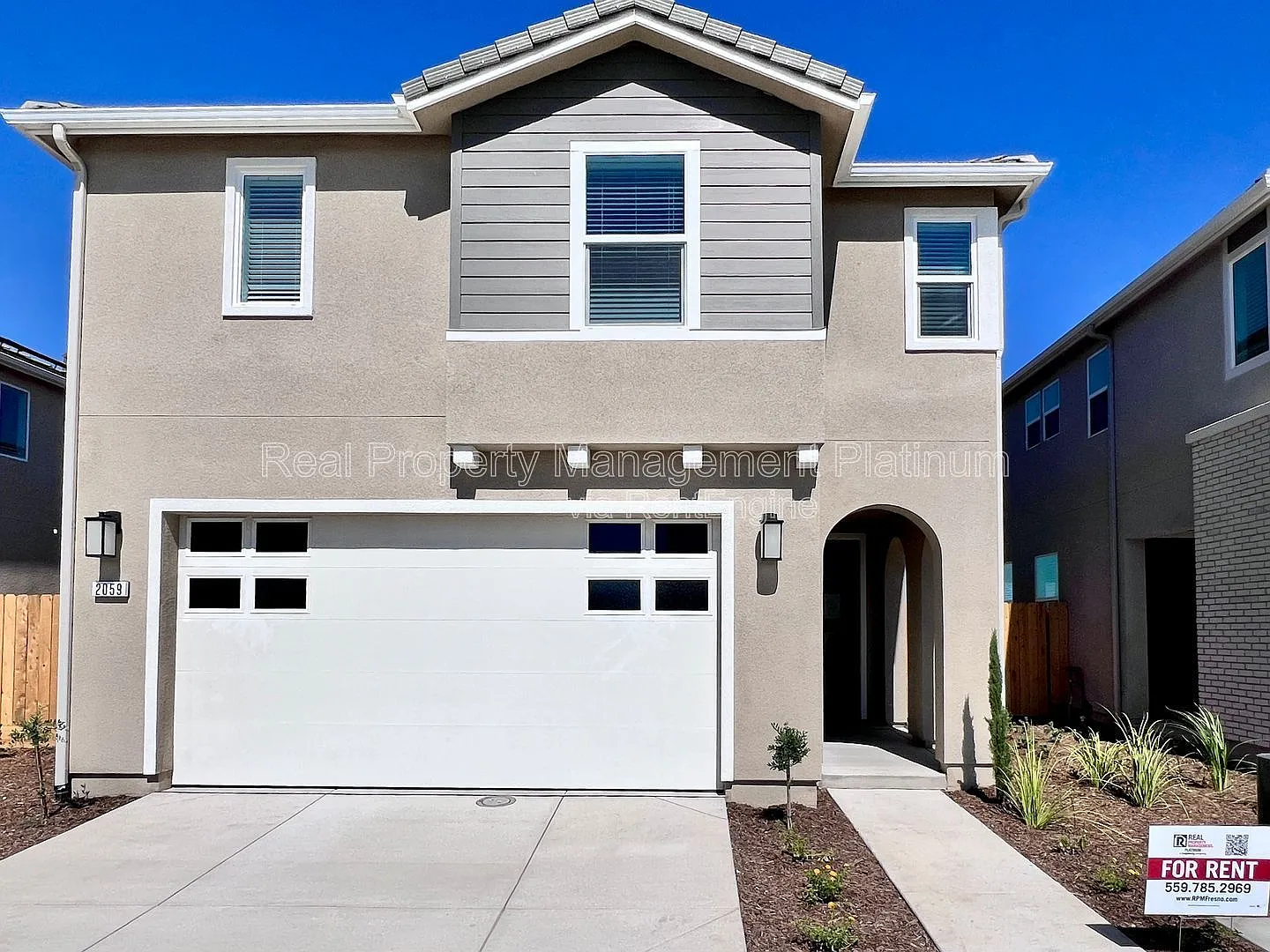 3 bed, 2.5 bath, 1651 sqft, $2,650 — Photo 1