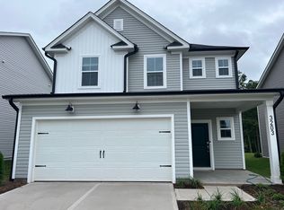 3203 Pelican Ln, Durham, NC 27703