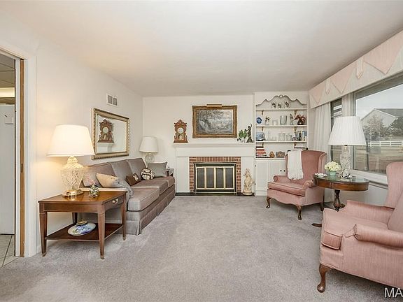 5th image of 521 Kehrs Mill Rd