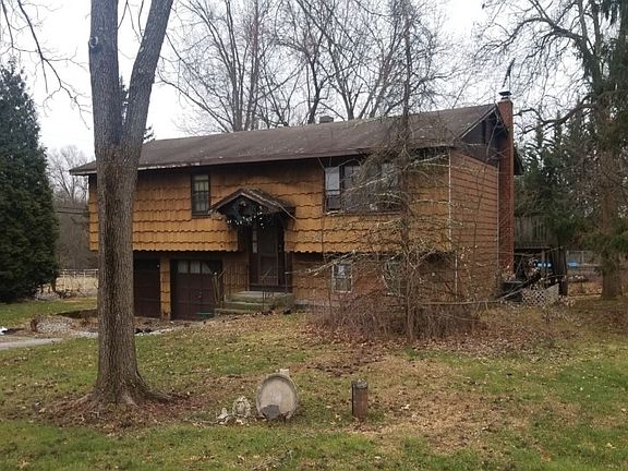 2nd image of 1 Little Brook Ct