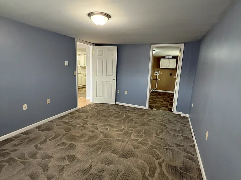 708 Carmalt St #3 — Photo 5
