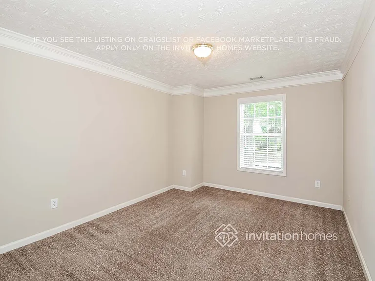 2802 Wynhaven Oaks Way — Photo 10