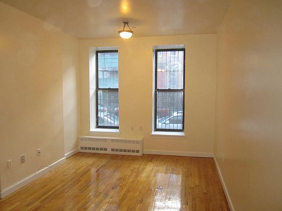 3rd image of 141 W 128th St APT 2