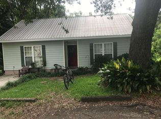 608 Azalea Ln, Ocean Springs, MS 39564