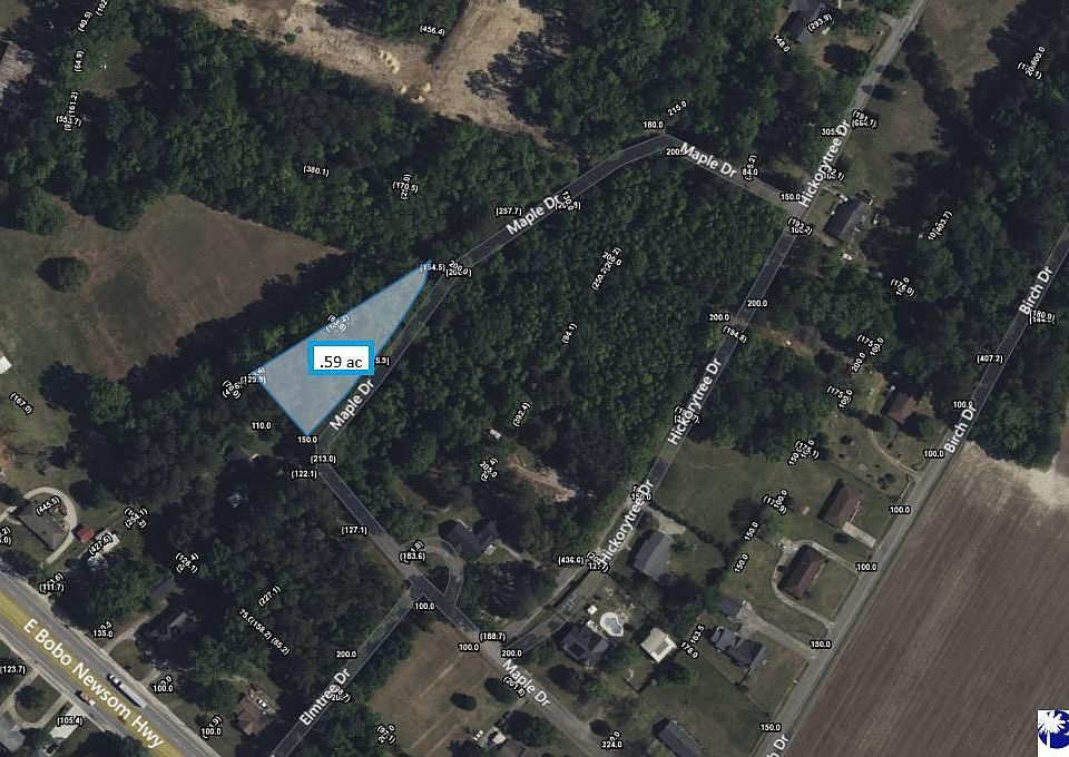 2nd image of Maple Dr