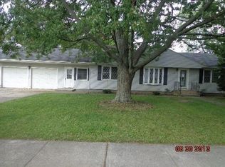 231 E Cherry St, Clyde, OH 43410