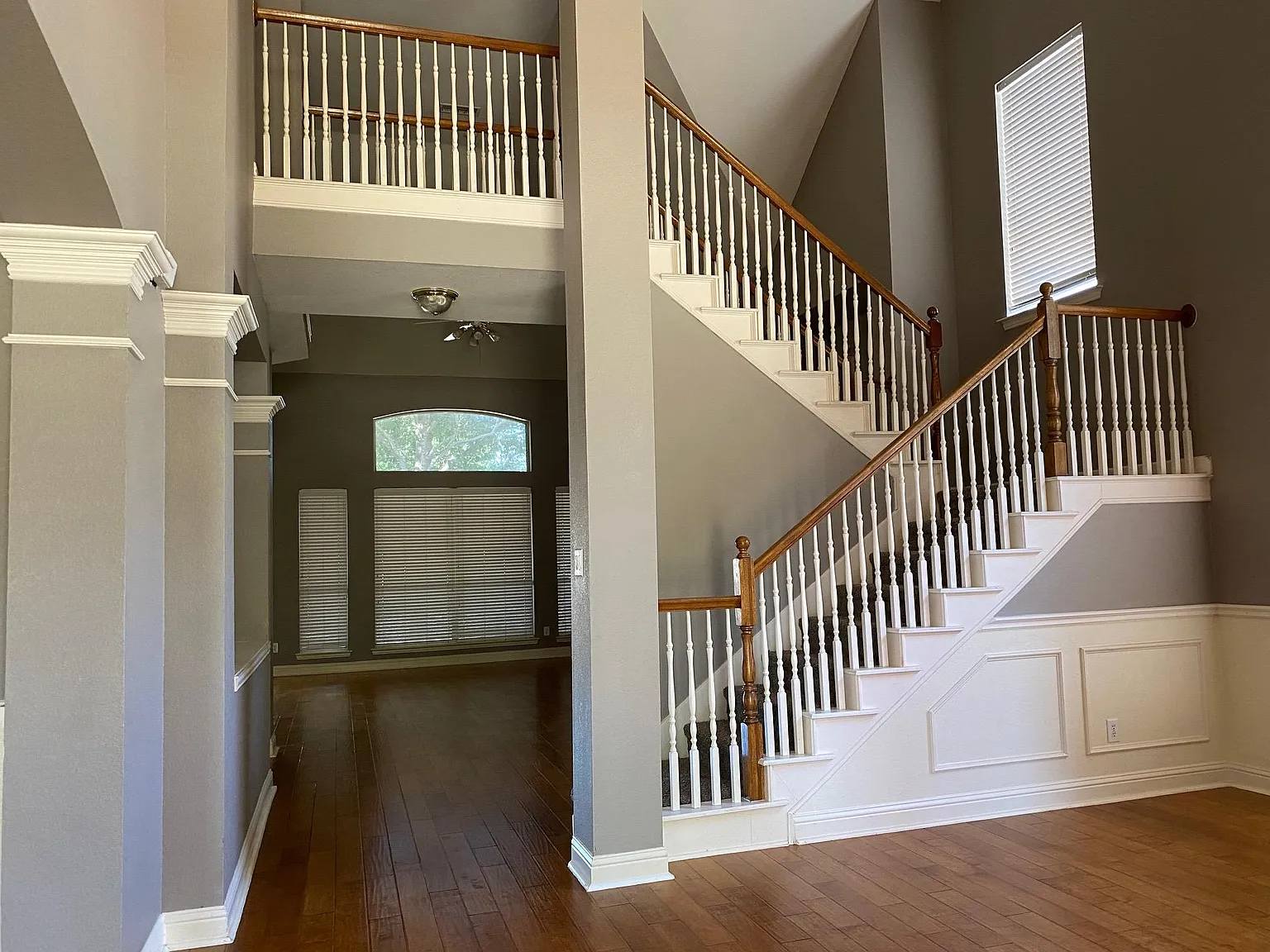 4 bed, 3.5 bath, 3530 sqft, $3,295 — Photo 2