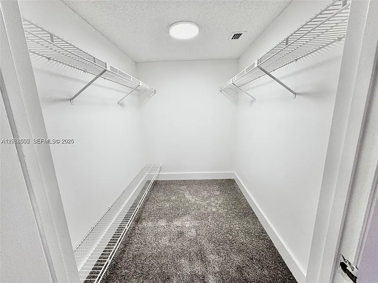 1075 Riverside Dr #302 — Photo 11
