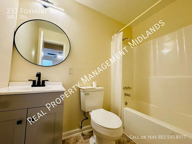 233 Foxhunt Rd — Photo 3